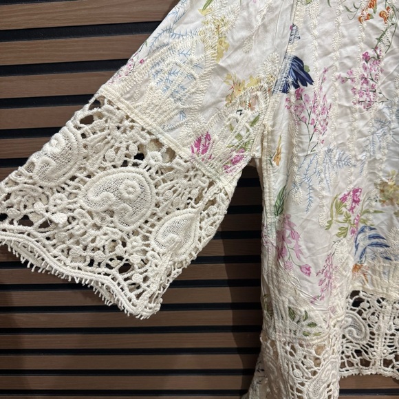Solitaire Cream Floral Lace Cardigan - Picture 9 of 9